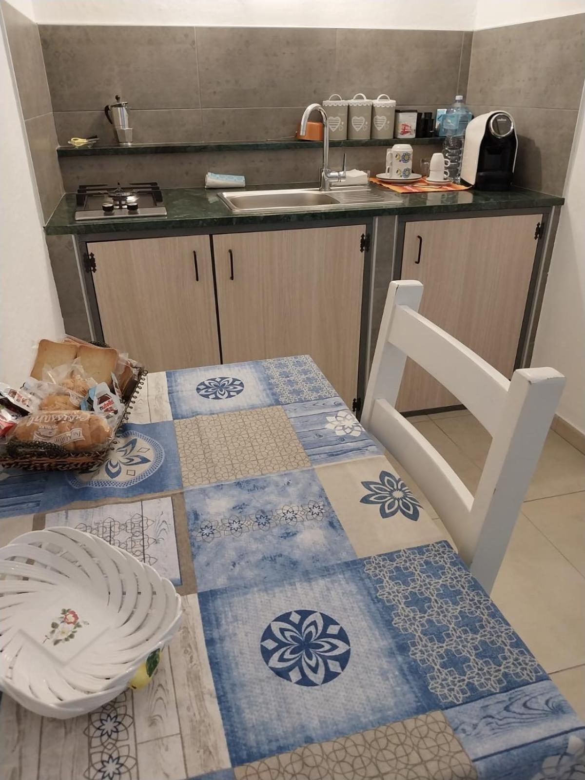 On The Road Bed & Breakfast Telti Ngoại thất bức ảnh